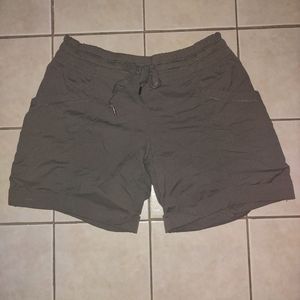 Lululemon shorts size 8